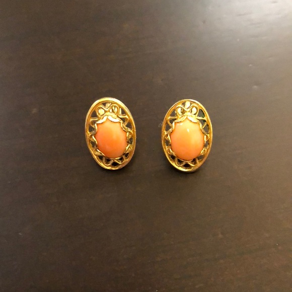 Vintage Small Gold and Pink Clip On Earrings - Picture 1 of 7